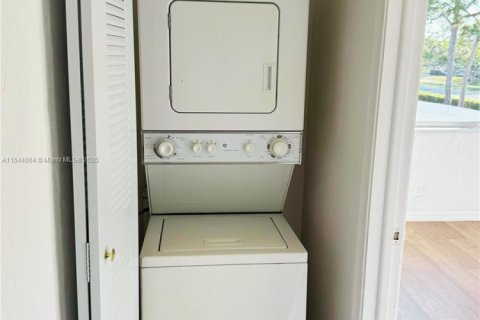 Copropriété à vendre à West Palm Beach, Floride: 2 chambres, 91.6 m2 № 1939023 - photo 12