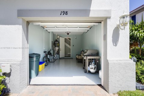 Снять в аренду кондоминиум в Палм-Бич-Гарденс, Флорида 2 спальни, 106.28м2, № 1923130 - фото 21