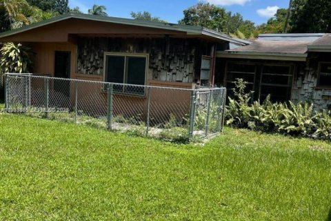 Villa ou maison à vendre à Fort Lauderdale, Floride: 5 chambres, 242.85 m2 № 2077048 - photo 5
