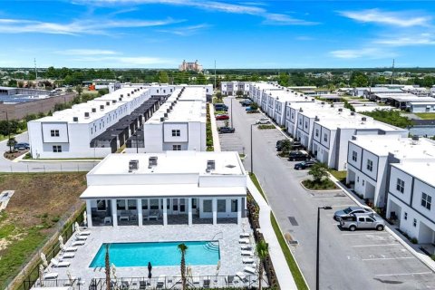 Touwnhouse à louer à Davenport, Floride: 5 chambres, 187.66 m2 № 2408233 - photo 4