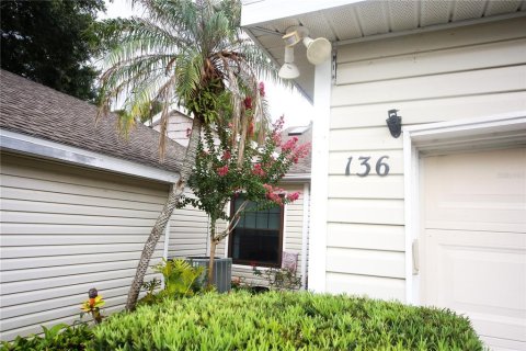 Touwnhouse à vendre à Tavares, Floride: 3 chambres, 146.88 m2 № 2094757 - photo 4