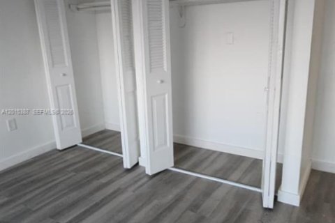 Copropriété à louer à Hialeah, Floride: 1 chambre, 39.86 m2 № 2085602 - photo 7