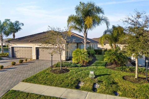 Villa ou maison à LORRAINE LAKES à Bradenton, Floride 3 chambres, 131.36 m2 № 2093110