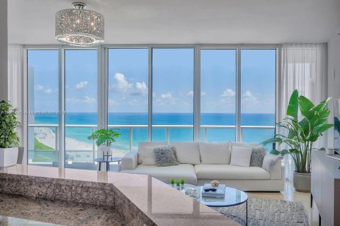 Condominio en venta en Miami Beach, Florida, 2 dormitorios, 148.18 m2 № 1874468 - foto 24