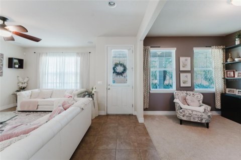 Casa en venta en Orlando, Florida, 4 dormitorios, 222.04 m2 № 1602452 - foto 12