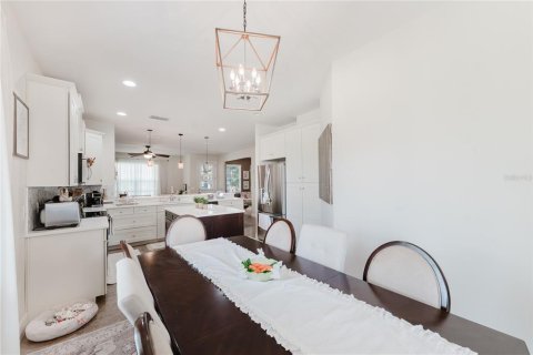 Casa en venta en Orlando, Florida, 4 dormitorios, 222.04 m2 № 1602452 - foto 19