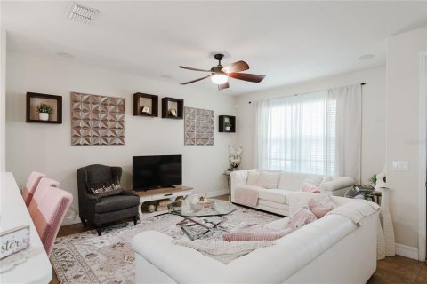 Casa en venta en Orlando, Florida, 4 dormitorios, 222.04 m2 № 1602452 - foto 10