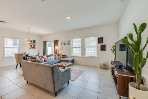 Villa ou maison à vendre à DeLand, Floride: 3 chambres, 151.99 m2 № 2148151 - photo 9