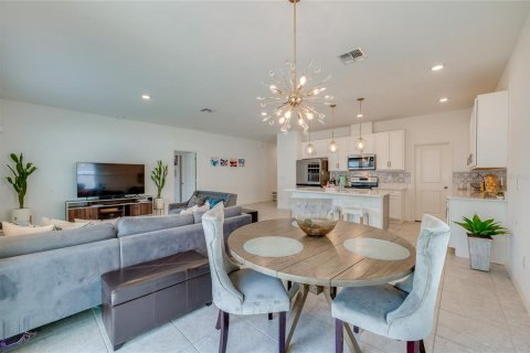 Villa ou maison à vendre à DeLand, Floride: 3 chambres, 151.99 m2 № 2148151 - photo 17