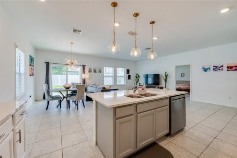Villa ou maison à vendre à DeLand, Floride: 3 chambres, 151.99 m2 № 2148151 - photo 11