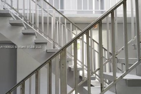 Купить кондоминиум в Майами, Флорида 2 спальни, 70.88м2, № 1957201 - фото 4