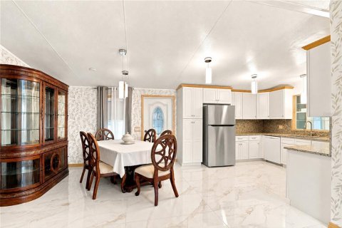 Appartement à louer à Fort Myers, Floride: 2 chambres, 130.06 m2 № 2411565 - photo 17
