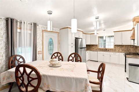 Appartement à louer à Fort Myers, Floride: 2 chambres, 130.06 m2 № 2411565 - photo 18