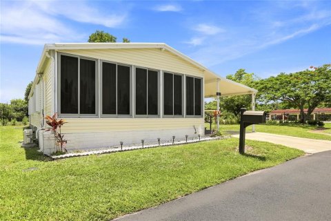 Appartement à louer à Fort Myers, Floride: 2 chambres, 130.06 m2 № 2411565 - photo 3