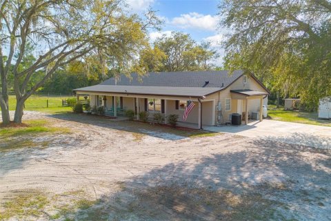 House in De Leon Springs, Florida 4 bedrooms, 192.68 sq.m. № 1634415 - photo 2