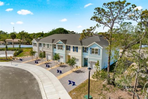 Adosado en venta en Melbourne, Florida, 3 dormitorios, 155.52 m2 № 1869058 - foto 1