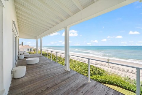 House in Melbourne Beach, Florida 3 bedrooms, 317.73 sq.m. № 1901991 - photo 26