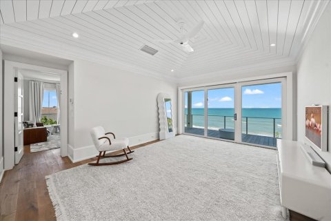 House in Melbourne Beach, Florida 3 bedrooms, 317.73 sq.m. № 1901991 - photo 19
