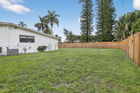 Villa ou maison à vendre à Plantation, Floride: 2 chambres, 151.62 m2 № 2044642 - photo 30