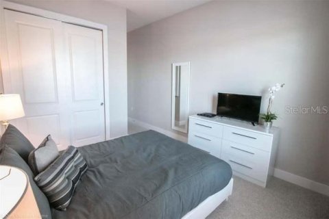 Touwnhouse à vendre à Kissimmee, Floride: 4 chambres, 167.6 m2 № 2233042 - photo 21