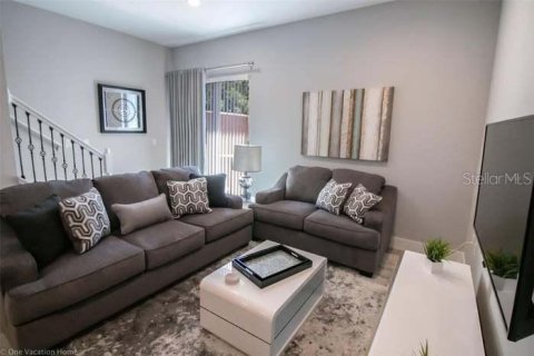 Touwnhouse à vendre à Kissimmee, Floride: 4 chambres, 167.6 m2 № 2233042 - photo 4