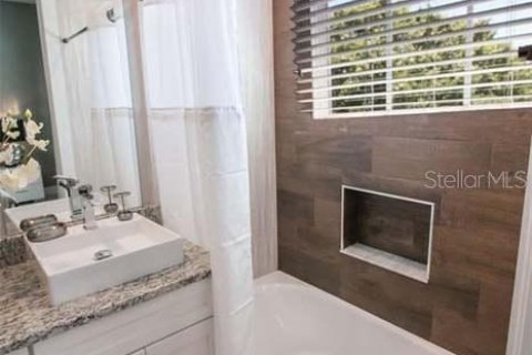 Touwnhouse à vendre à Kissimmee, Floride: 4 chambres, 167.6 m2 № 2233042 - photo 22