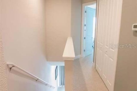 Touwnhouse à vendre à Kissimmee, Floride: 4 chambres, 167.6 m2 № 2233042 - photo 18
