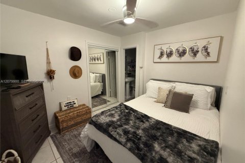 Immobilier commercial à vendre à Lantana, Floride: 74.32 m2 № 2338623 - photo 14