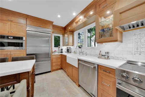 Casa en venta en Miami, Florida, 5 dormitorios, 287.07 m2 № 2260070 - foto 25