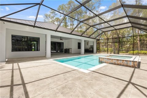 House in Naples, Florida 4 bedrooms, 219.06 sq.m. № 1827288 - photo 30