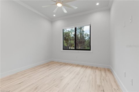 House in Naples, Florida 4 bedrooms, 219.06 sq.m. № 1827288 - photo 23