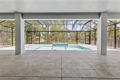 House in Naples, Florida 4 bedrooms, 219.06 sq.m. № 1827288 - photo 29