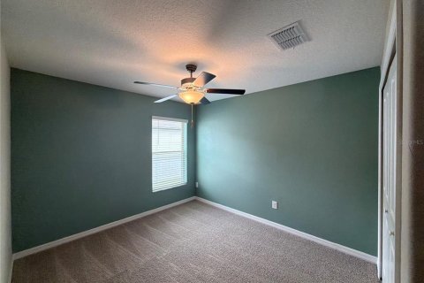 House in Zephyrhills, Florida 4 bedrooms, 178.19 sq.m. № 2394389 - photo 20