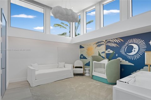 House in Miami Beach, Florida 5 bedrooms, 545.15 sq.m. № 1895655 - photo 17