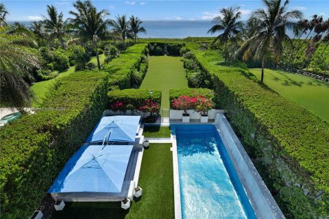 House in Miami Beach, Florida 5 bedrooms, 545.15 sq.m. № 1895655 - photo 6
