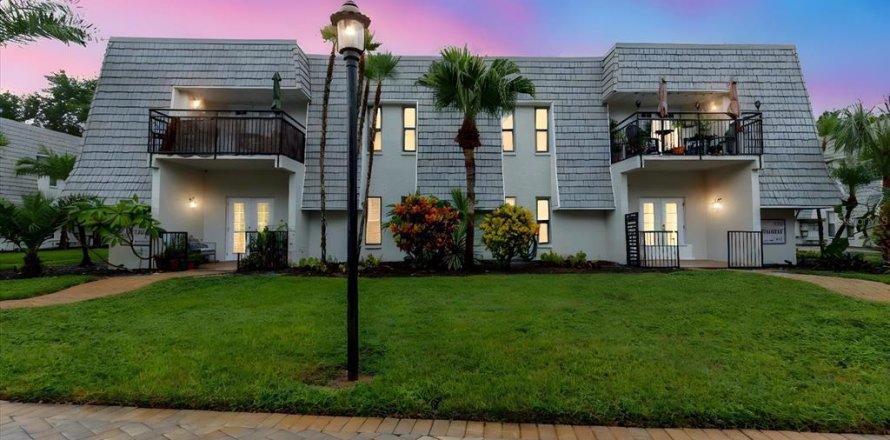 Condo in Dunedin, Florida, 1 bedroom № 1893588