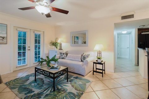 Condominio en venta en Dunedin, Florida, 1 dormitorio, 75.99 m2 № 1893588 - foto 8