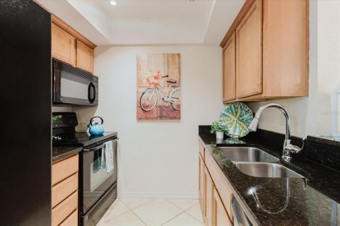 Condominio en venta en Dunedin, Florida, 1 dormitorio, 75.99 m2 № 1893588 - foto 11