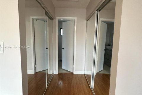 Casa en alquiler en Davie, Florida, 4 dormitorios, 198.81 m2 № 2054319 - foto 25