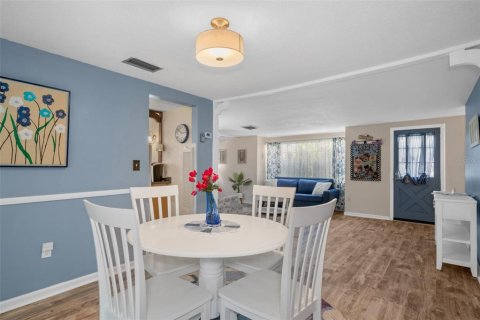 Casa en venta en Hudson, Florida, 2 dormitorios, 151.8 m2 № 1680165 - foto 11