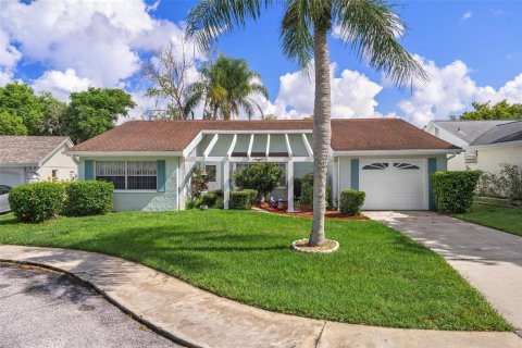 Casa en venta en Hudson, Florida, 2 dormitorios, 151.8 m2 № 1680165 - foto 2
