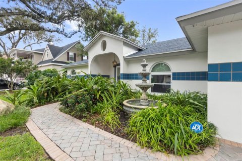 Villa ou maison à vendre à Temple Terrace, Floride: 4 chambres, 257.8 m2 № 1914845 - photo 4