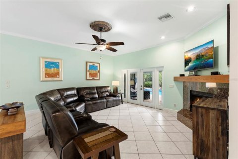 Villa ou maison à vendre à Temple Terrace, Floride: 4 chambres, 257.8 m2 № 1914845 - photo 12