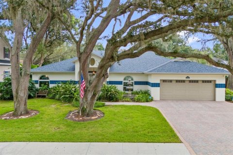 Villa ou maison à vendre à Temple Terrace, Floride: 4 chambres, 257.8 m2 № 1914845 - photo 1