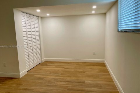 Immobilier commercial à louer à Miami, Floride: 1 chambre, 46.45 m2 № 1983753 - photo 5