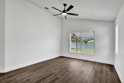 Villa ou maison à vendre à Davie, Floride: 4 chambres, 193.61 m2 № 2085126 - photo 29