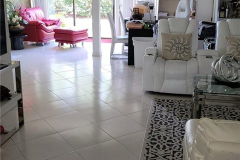Condo in Boca Raton, Florida, 2 bedrooms  № 2176228 - photo 10