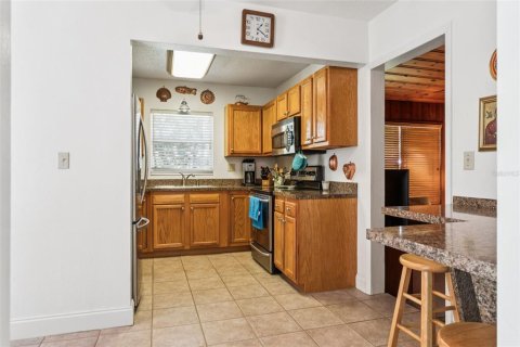 Casa en venta en Brandon, Florida, 4 dormitorios, 159.98 m2 № 1915804 - foto 5