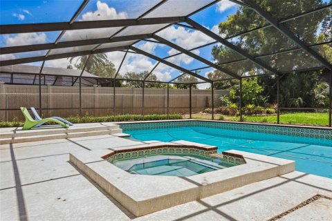 Casa en venta en Brandon, Florida, 4 dormitorios, 159.98 m2 № 1915804 - foto 23