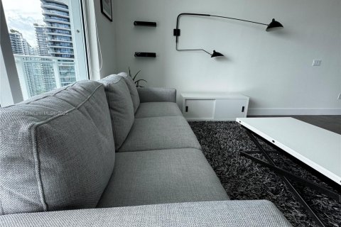 Снять в аренду кондоминиум в Майами, Флорида 2 спальни, 105.35м2, № 1947499 - фото 6